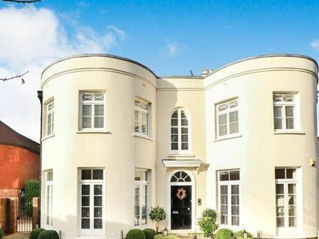 House for sale in Southdown, St Albans