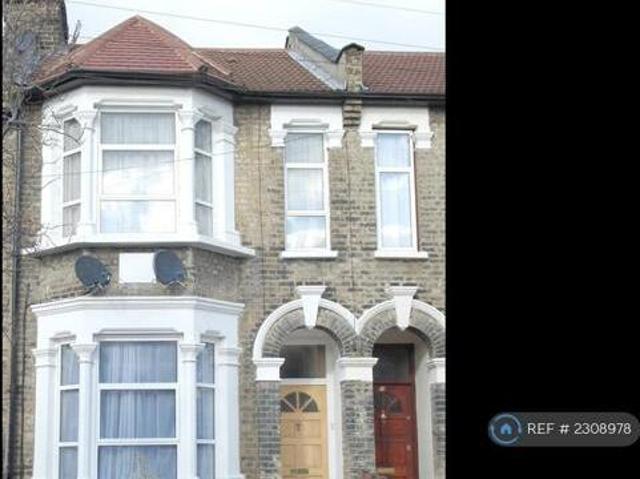 House for rent in Lyons, Greater London