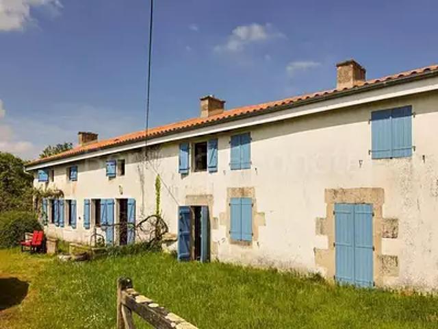 Maison vente à Niort, Lezay