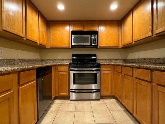 Apartment for rent in Studio City Neighborhood Council District, Canoga Park