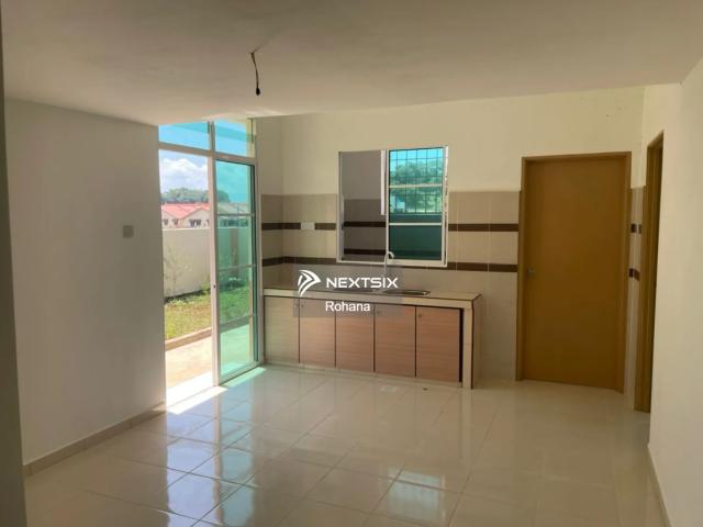 Property for sale in Malaka