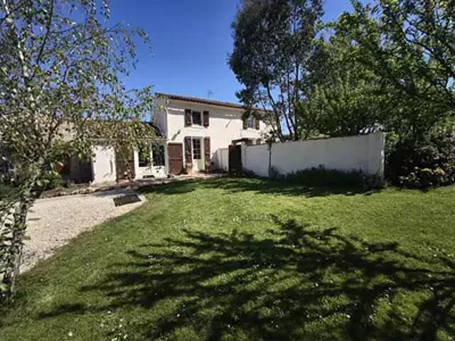 Maison vente à Fontenay-le-Comte, L'hermenault