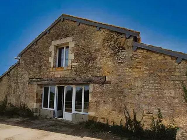 Maison vente à Fontenay-le-Comte, L'hermenault