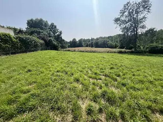 Terrain vente à Fontenay-le-Comte, L'hermenault