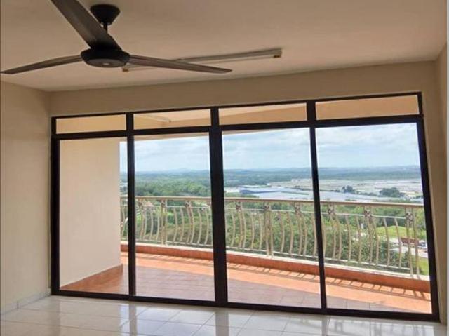 Condominium for sale in Malaka