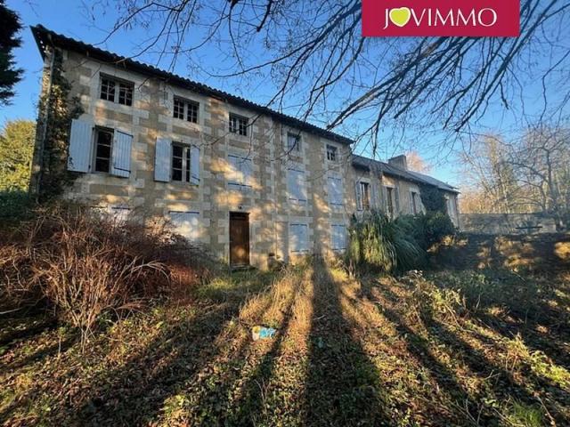 Maison vente à Montmorillon, Lhommaizé
