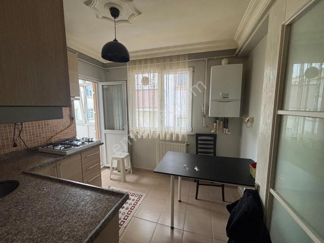 Kadiköy, İstanbul içerisinde kiralık mülk