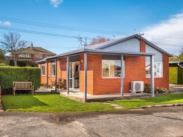 House for rent in Otakou