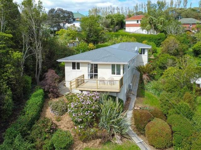 House for rent in Otakou