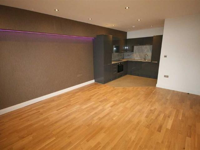 Apartment for rent in Sudbury, Greater London