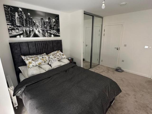 Apartment for rent in Stone, Monks Orchard