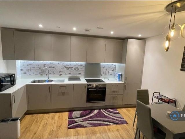 Apartment for rent in Worcester Park Estate, Dartford