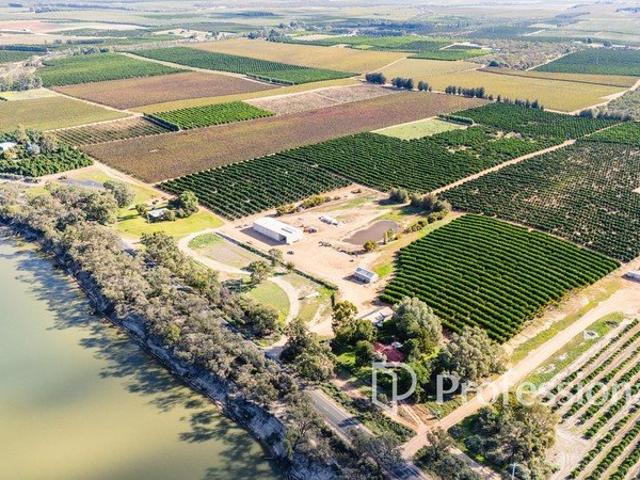 Cottage for sale in Red Cliffs, Victoria
