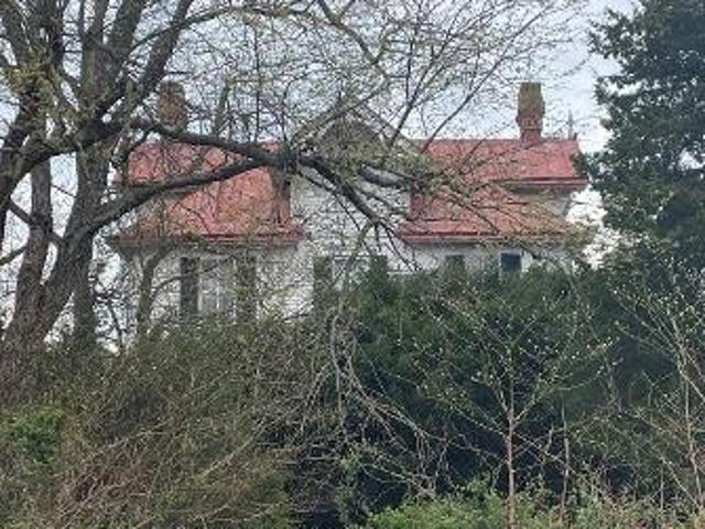 House for sale in Colora