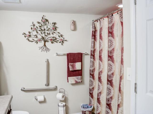 Apartment for rent in Pinetree Apartments, Petersburg