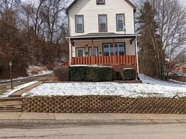 House for sale in Mckeesport