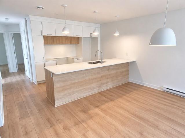 Apartment for rent in Granby, Estrie