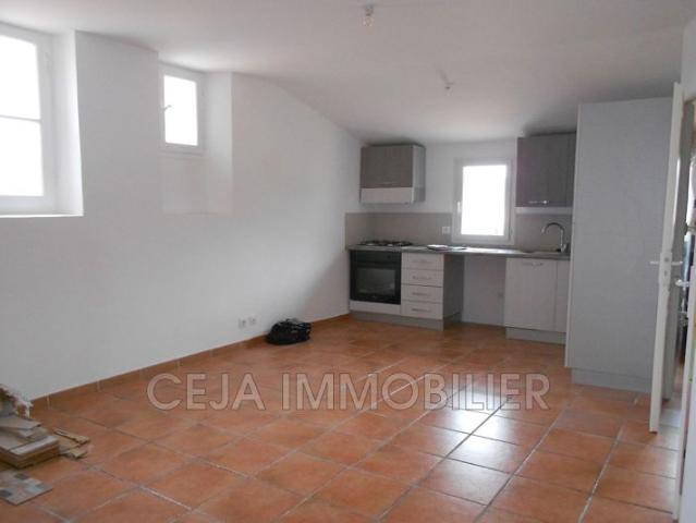 Appartement location à Arrondissement de Draguignan, Châteaudouble