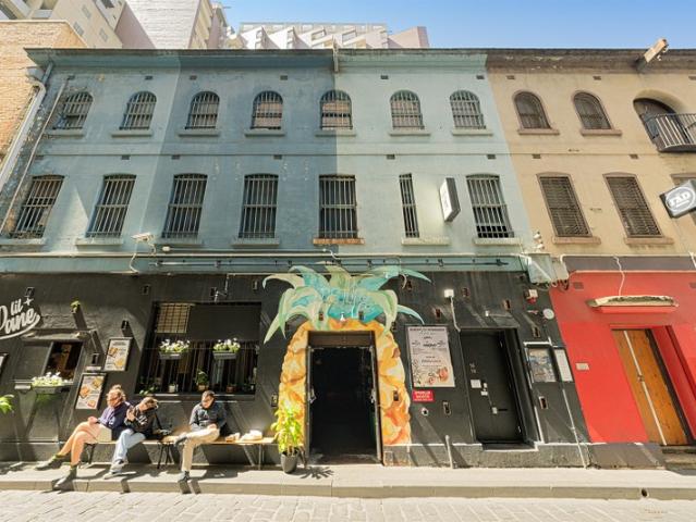 Retail for rent in Chinatown, Melbourne