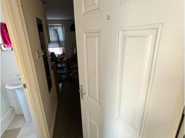 Studio for rent in Church End, Greater London