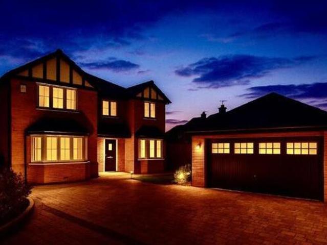 House for sale in Lyons, Greater London