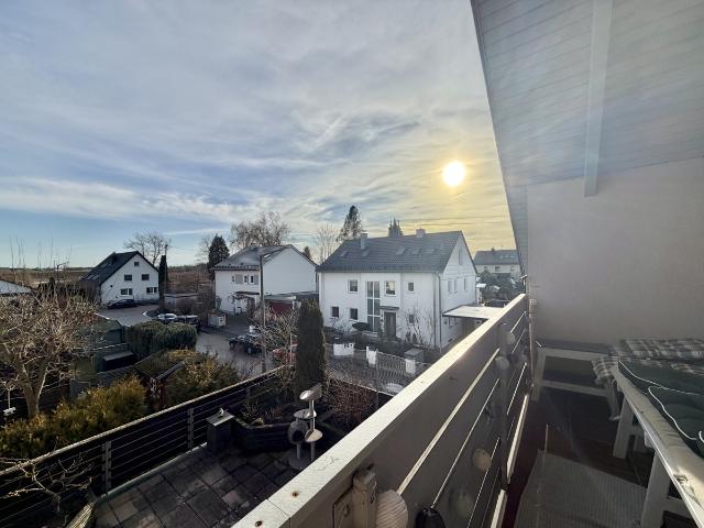 Dachgeschosswohnung kaufen in Bobingen, Bayern