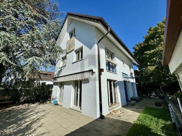 Einfamilienhaus mieten in Pratteln, Bezirk Liestal