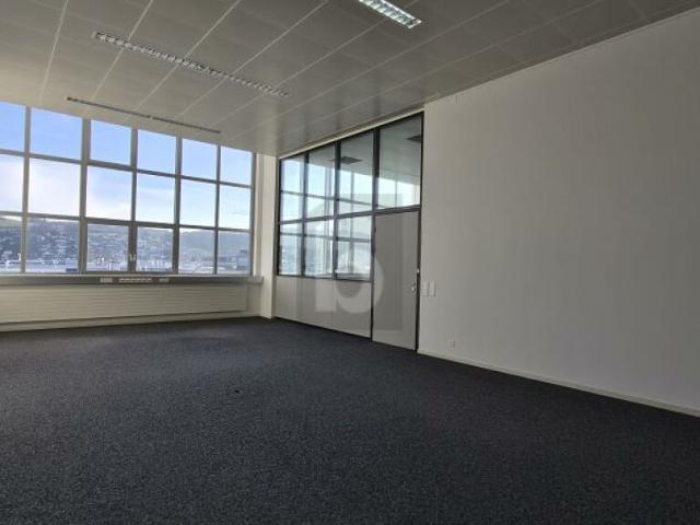 Büro mieten in Bachenbülach, Zürich