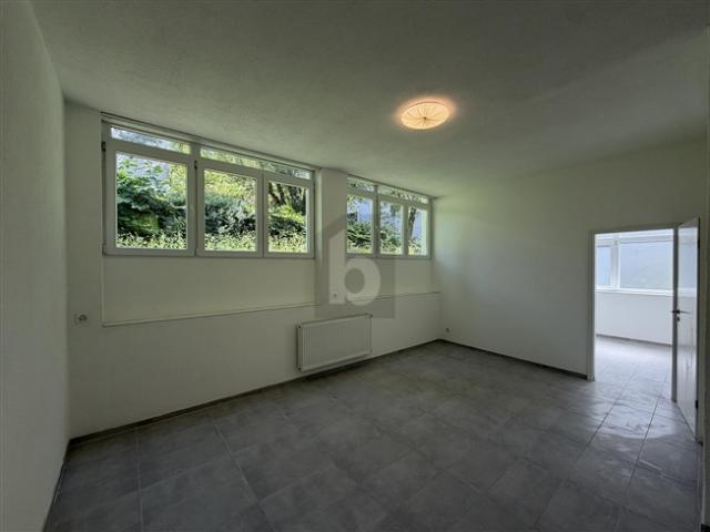 Büro mieten in Einigen, Zürich