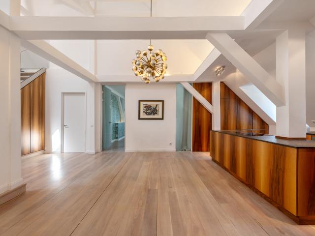 Dachgeschosswohnung kaufen in Schwabing-Freimann, München