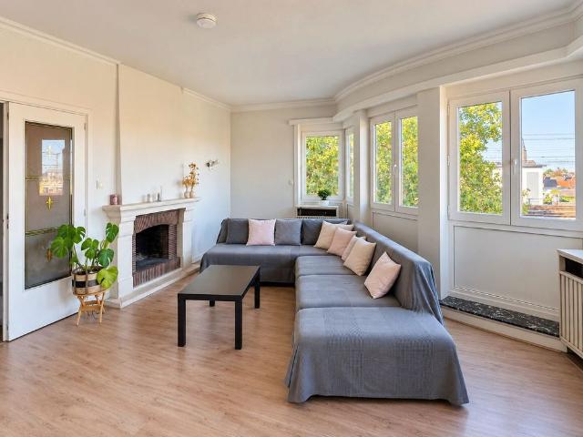 Appartement location à Sint-Jacobs, Gent