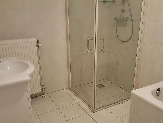 Appartement te huur in Bergen, Acht