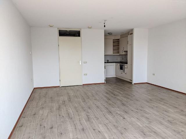 Appartement te huur in Bergen, Acht