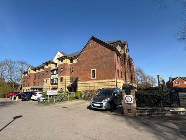 House for sale in Stourbridge, West Midlands