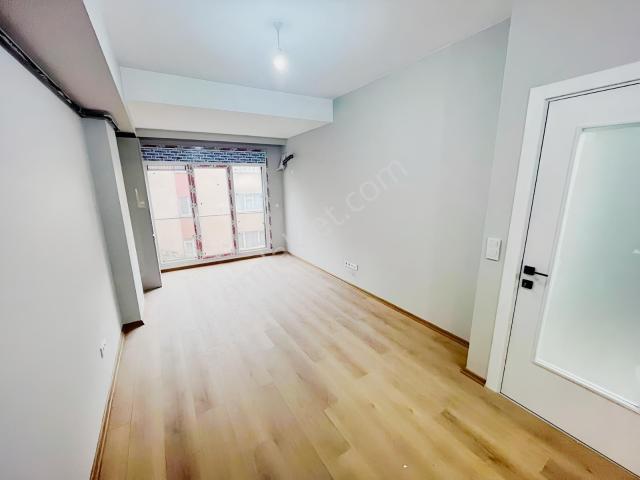 Küçükyalı, Maltepe içerisinde satılık mülk