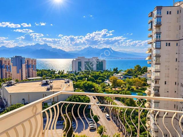 Antalya, Muratpaşa içerisinde satılık mülk