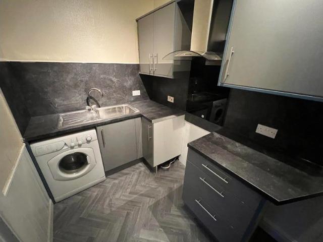Apartment for rent in Lindley, West Yorkshire