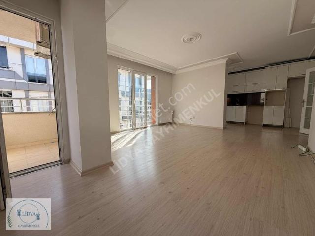 Maltepe, İstanbul içerisinde kiralık mülk