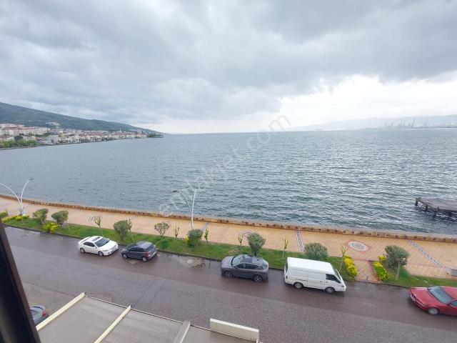Gölcük, Kocaeli içerisinde satılık mülk