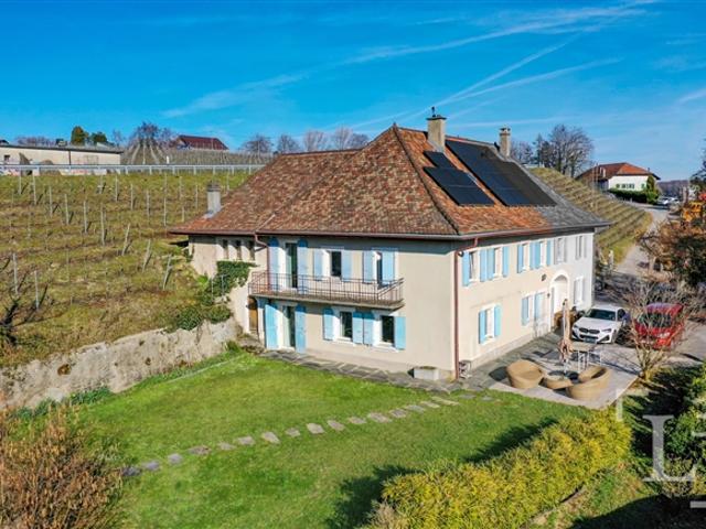 Einfamilienhaus kaufen in Aubonne, Waadt
