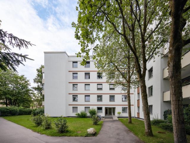 Wohnung kaufen in Thalkirchen-Obersendling-Forstenried-Fürstenried-Solln, München
