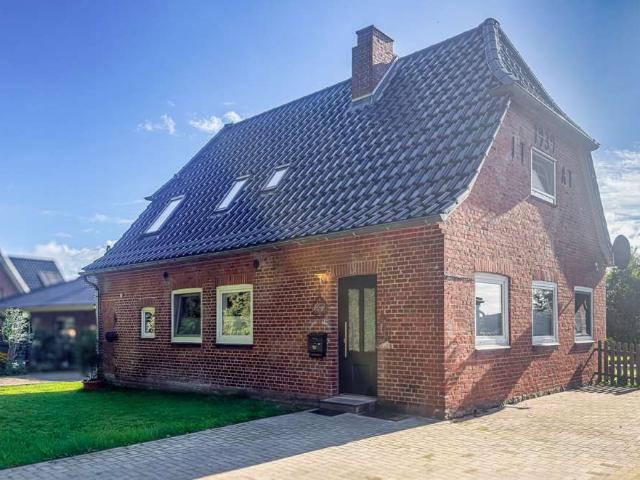 Haus kaufen in Nienborstel, Kreis Rendsburg-Eckernförde
