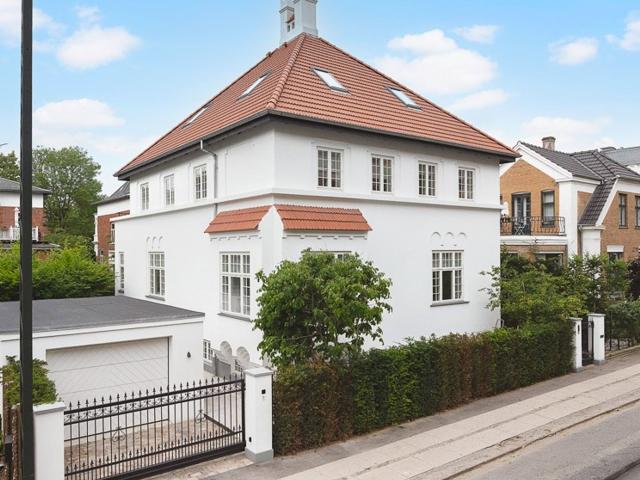 Hus til leje i Frederiksberg C, Brøndby