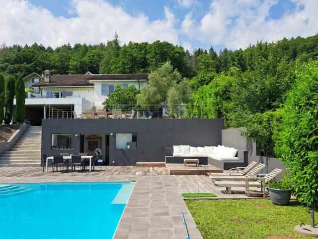 Einfamilienhaus kaufen in Genolier, Waadt