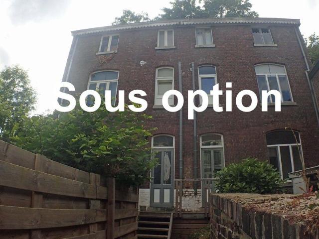 Maison location à Le Péri, Liège