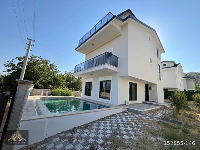 Muğla Merkez içerisinde satılık Villa