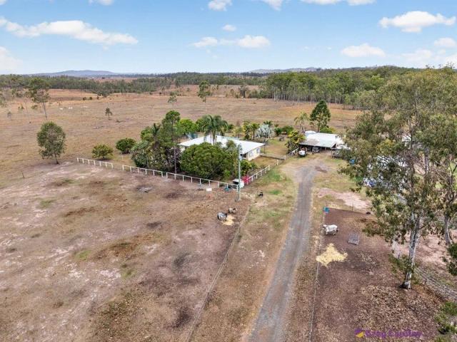 Cottage for sale in Gungaloon, Queensland