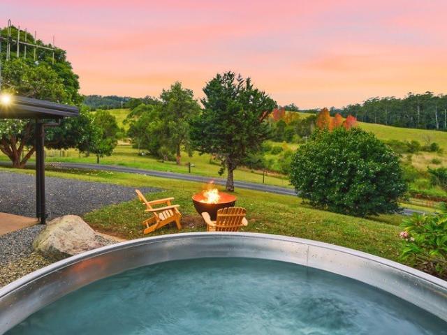 Cottage for sale in Hannam Vale, New South Wales