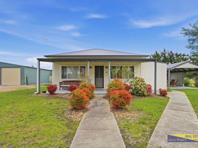 Property for sale in Lakes Entrance, Victoria