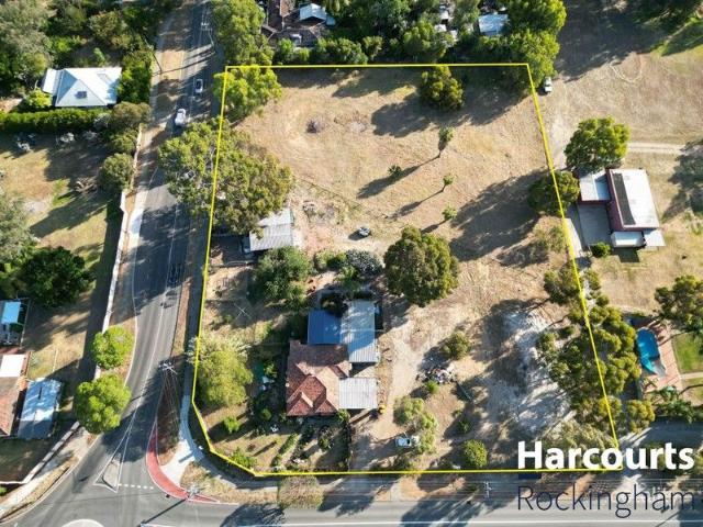 Cottage for sale in Helena Valley, Western Australia